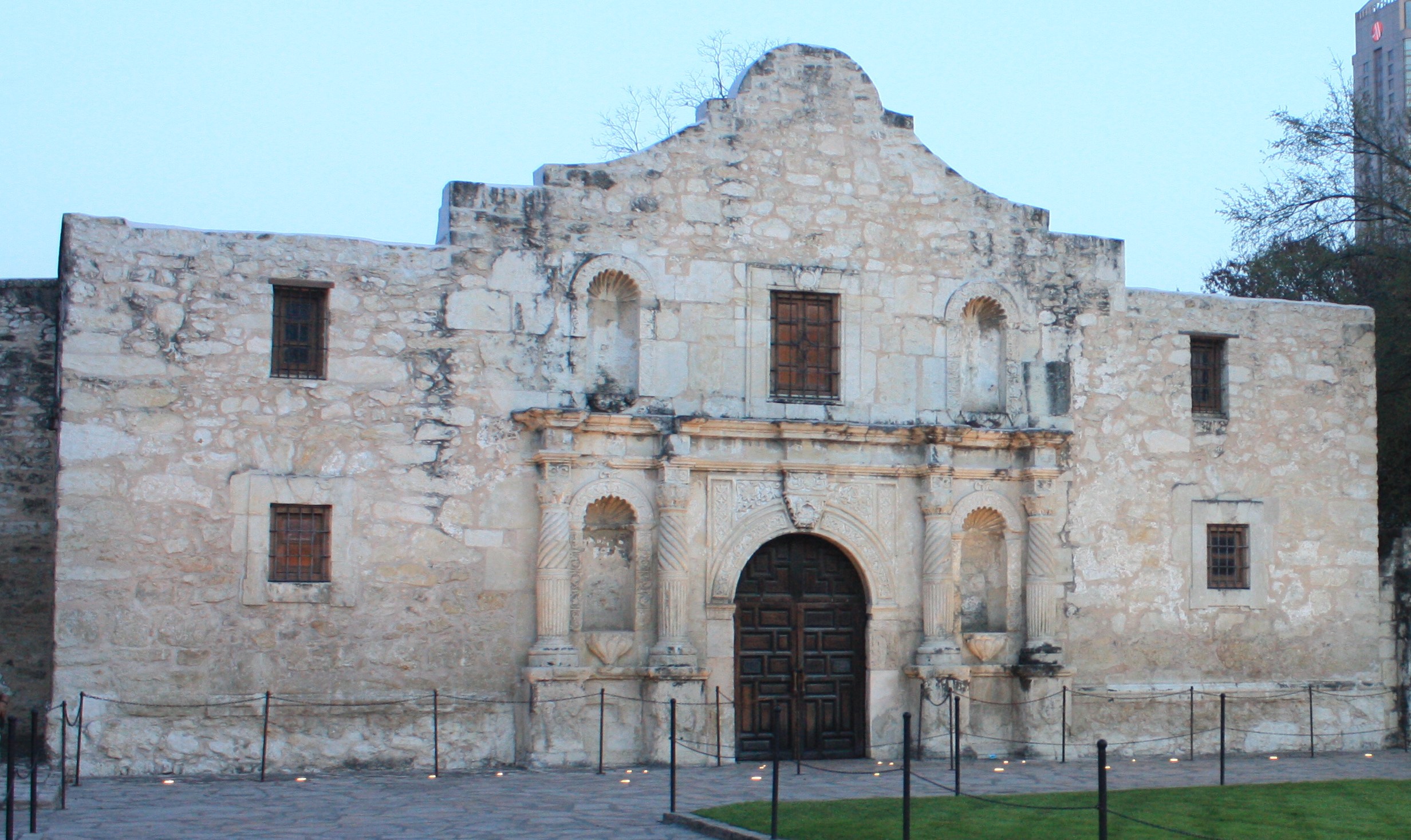 Visiting the Alamo will make Davy Crockett come alive. Visiting the Alamo will make Davy Crockett come alive.